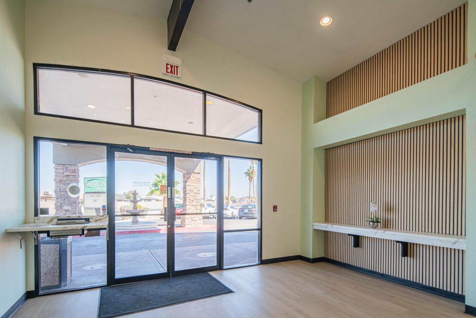 Hotel Rising Phoenix Exterior photo